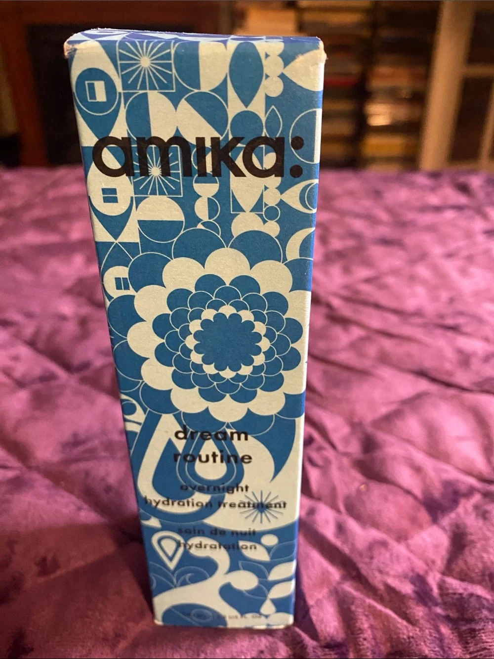 amika Blue and White Dream Routine Overnight Hydration Treatment - Picture 1 of 1